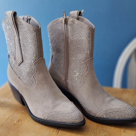 New Poelman Cappuccino Suede Western Rhinestone Boots - Picture 4 of 12